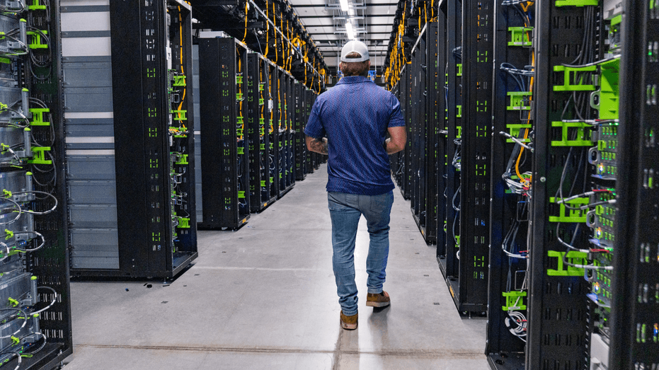 States Wage War on Data Centers Despite Local Deals