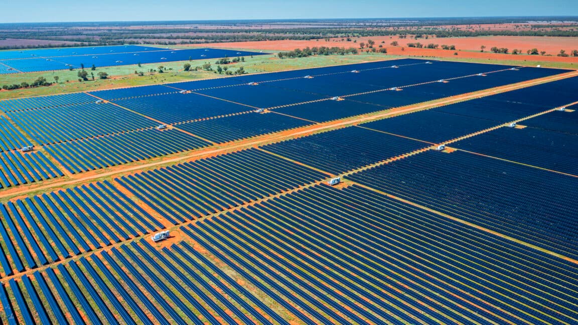 Solar power explodes: Record number of US plants online
