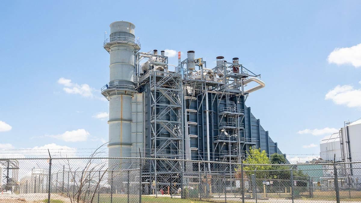 America's Power Grid Dying: We Killed the Workers