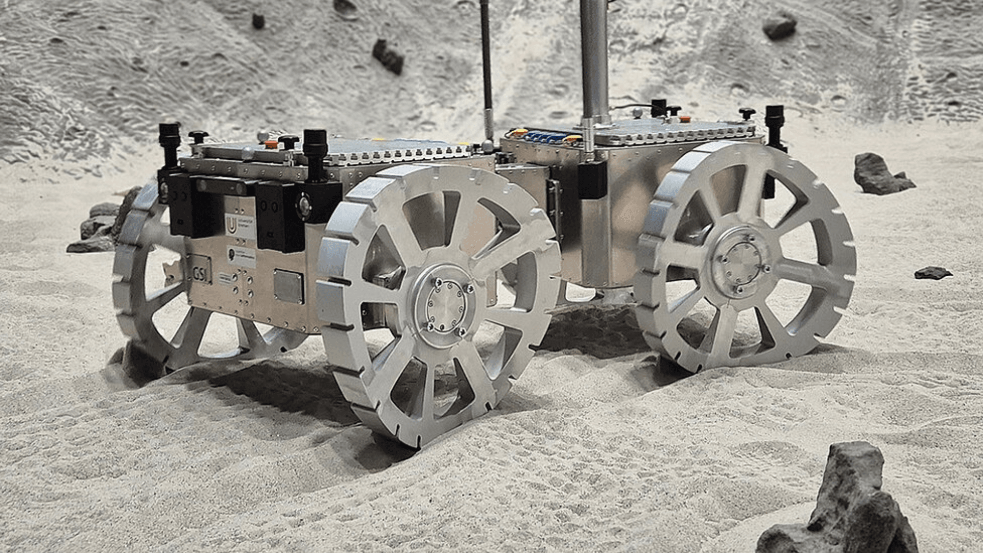 NASA's New Rover Swims Like a Lizard Across Mars
