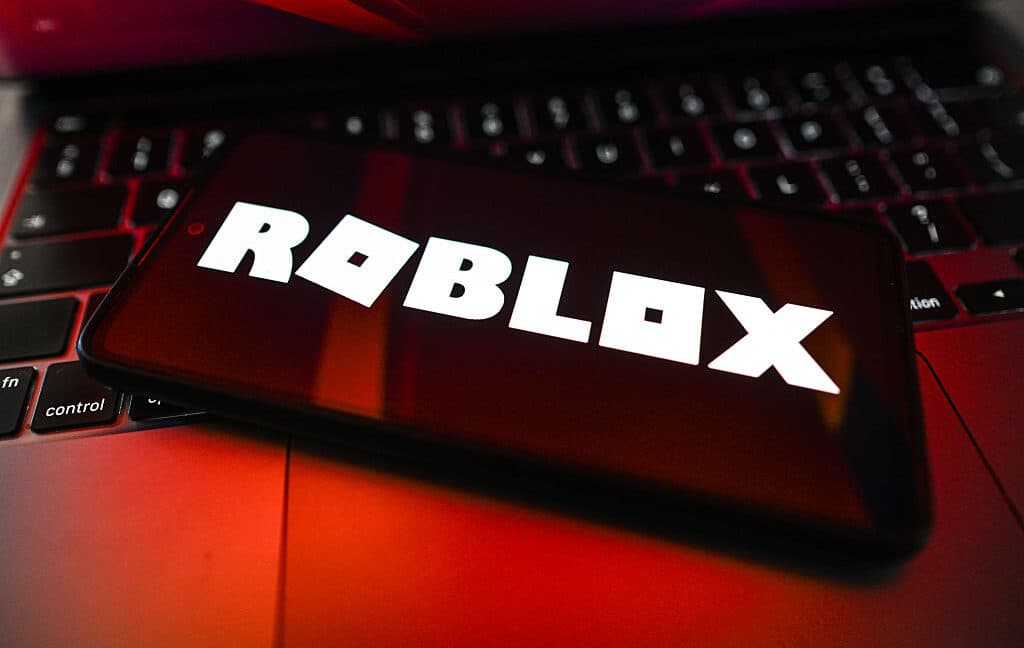 Roblox forced to finally police predators on platform