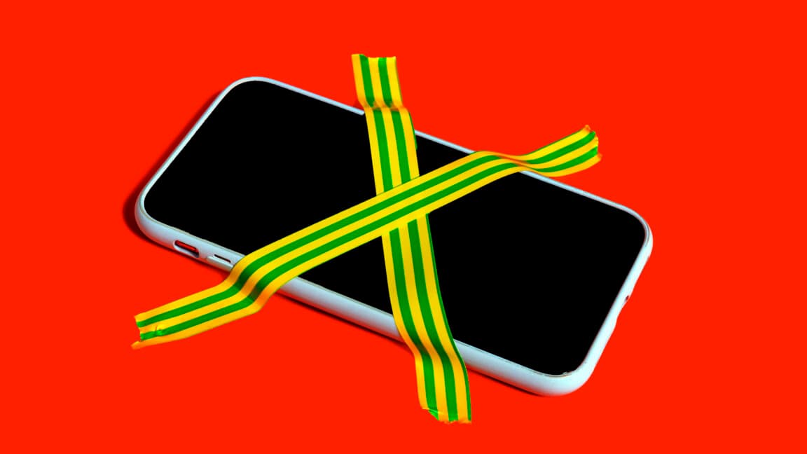 Apple's Russia ban forces citizens toward Android in escalating tech war