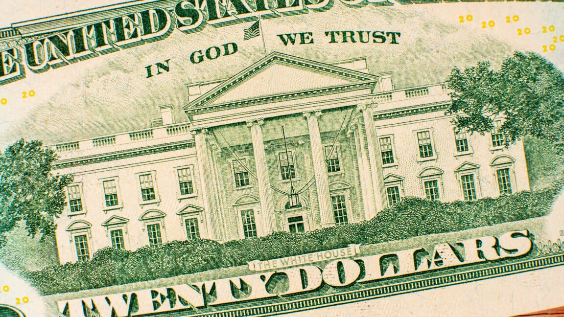 Trump aide cashed in $100K betting on boss's teleprompter words