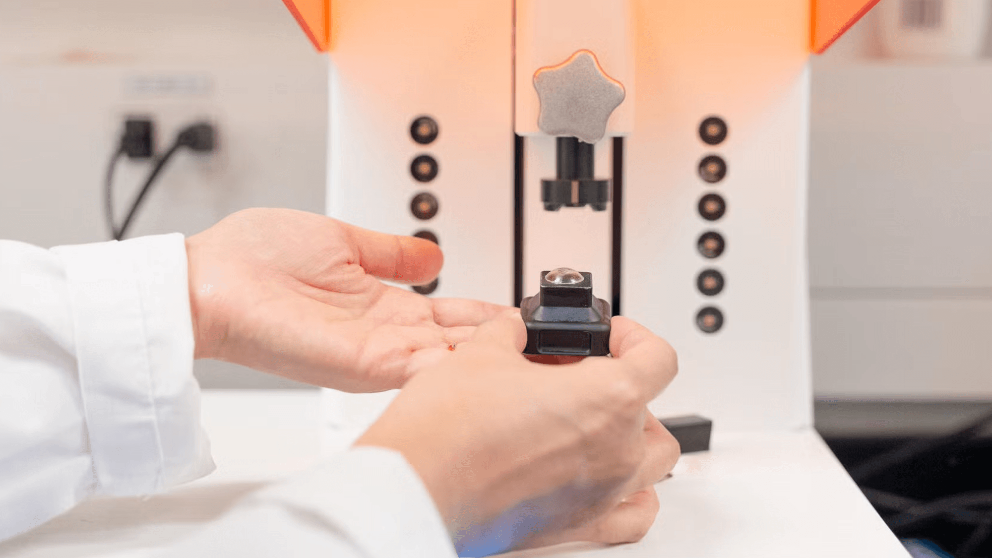 3D-printed contact lenses in 20 minutes? Tech just arrived.