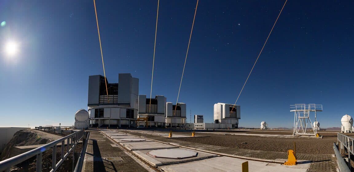 Closest Star to Black Hole Discovered Near Galactic Center