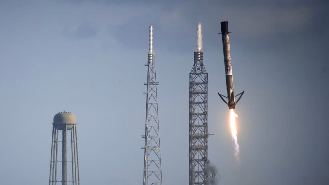 Trump plants new spaceport on federal land, bypasses bureaucracy